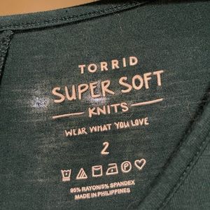 Torrid size 2 super soft top